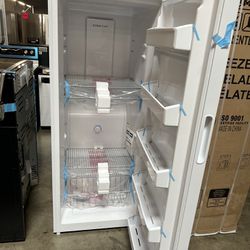 Frigidaire Freezer 15.5 CuFt White