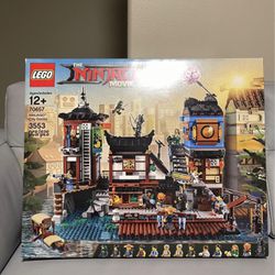 LEGO ninjago docks 70657 (RARE)