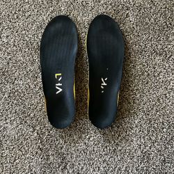 VKTY carbon fiber insoles