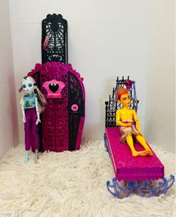 Monster High  Dolls