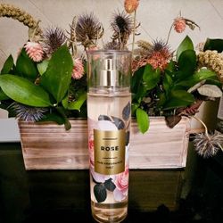BATH & BODY WORKS "ROSE" MIST 