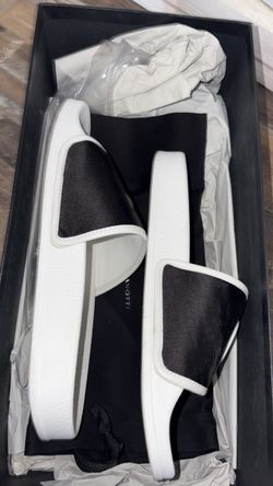 Guiseppe slide size 38 women’s