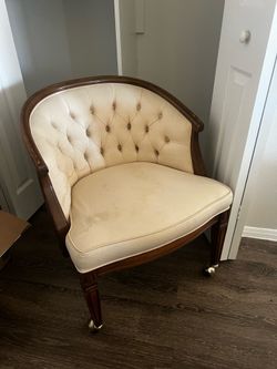 Rolling chair sturdy desk or vanity chair