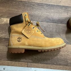 Women’s Timberland boots 