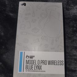 Glorious Model-O Pro Blue Lynx