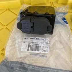 F150 Trailer Plug OEM Round 7 Prong And Flat 4 Prong