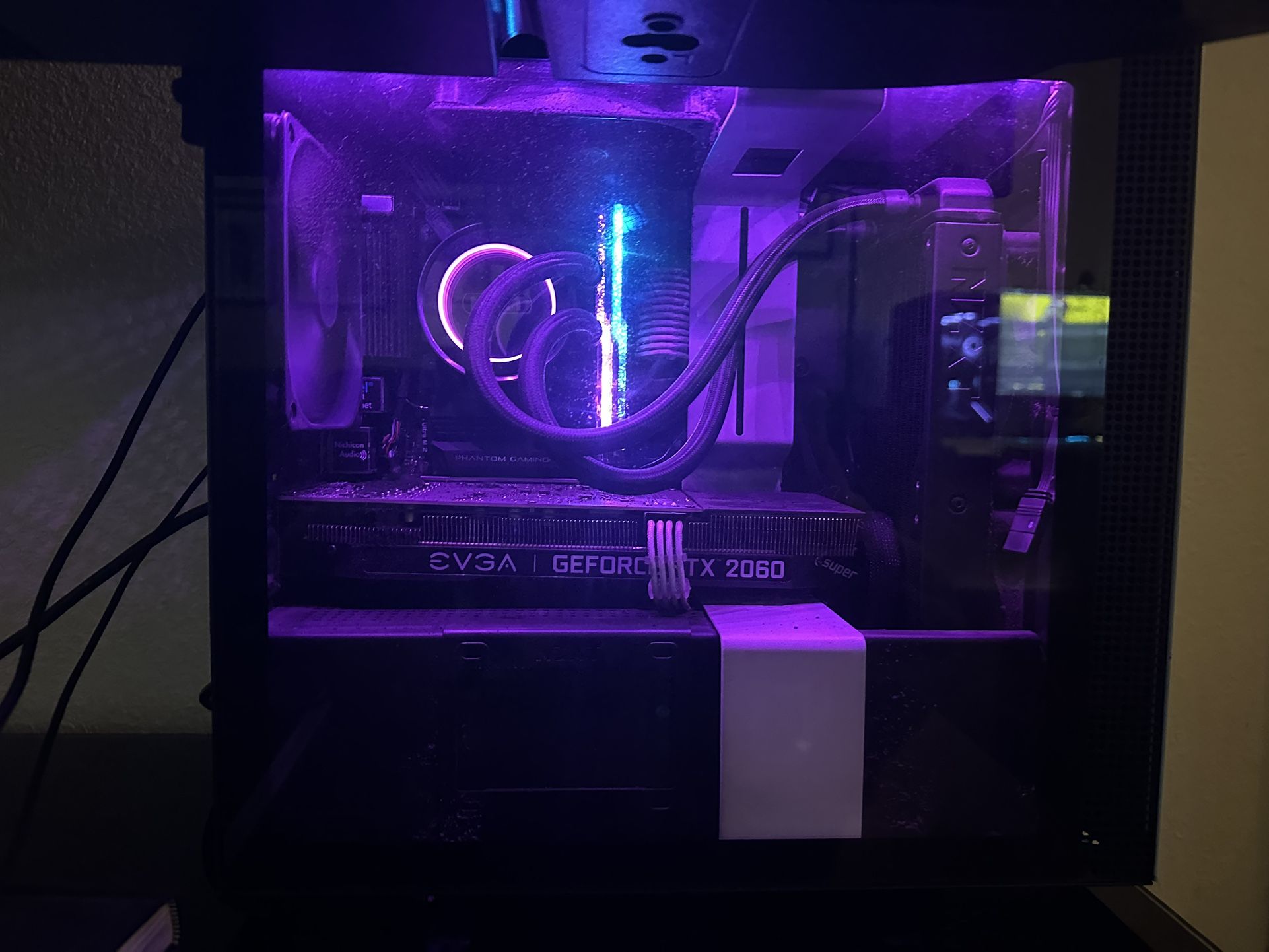 Full 2060 super pc with peripherals included