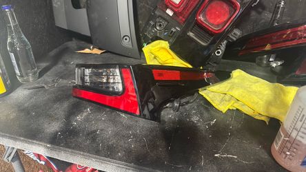 2022 2026 Lexus is right side tail light