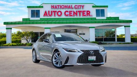 2023 Lexus IS 300