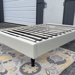 New Queen Size Platform Bed Frame Ivory 