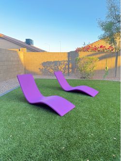 Pool loungers