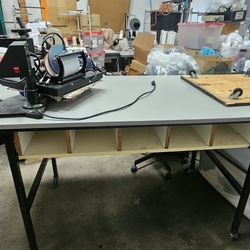 Craft Table On Wheels