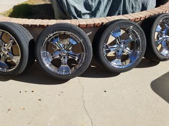 285/40R22 Rims