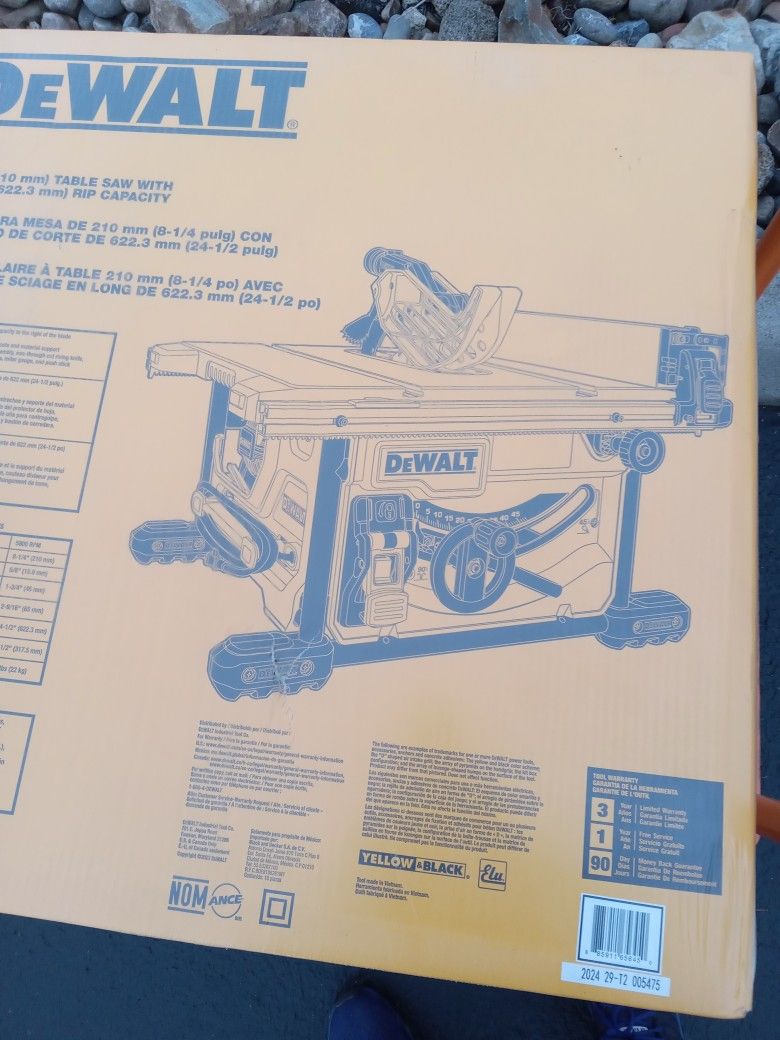 New Dewalt Tablesaw 8 1/4 In