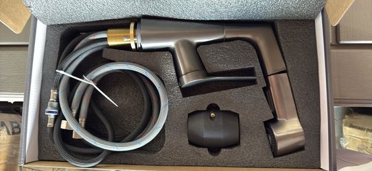 Pull-Out Sink Faucet Bathroom 2 Modes + 360°Rotation Faucet for Bathroom Sink Single Handle Hand Wash Faucet-Gray