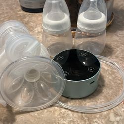 Breast Pump With Bottles