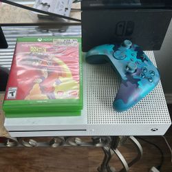 Xbox Series S And Nintendo Switch 