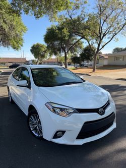 2015 Toyota Corolla LE - Clean Title