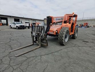Skytrak Forklift Variable Reach 6,000lbs
