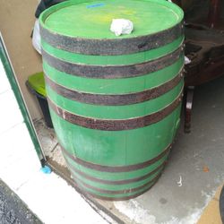 For Sale Antique Barrell table  (nice)