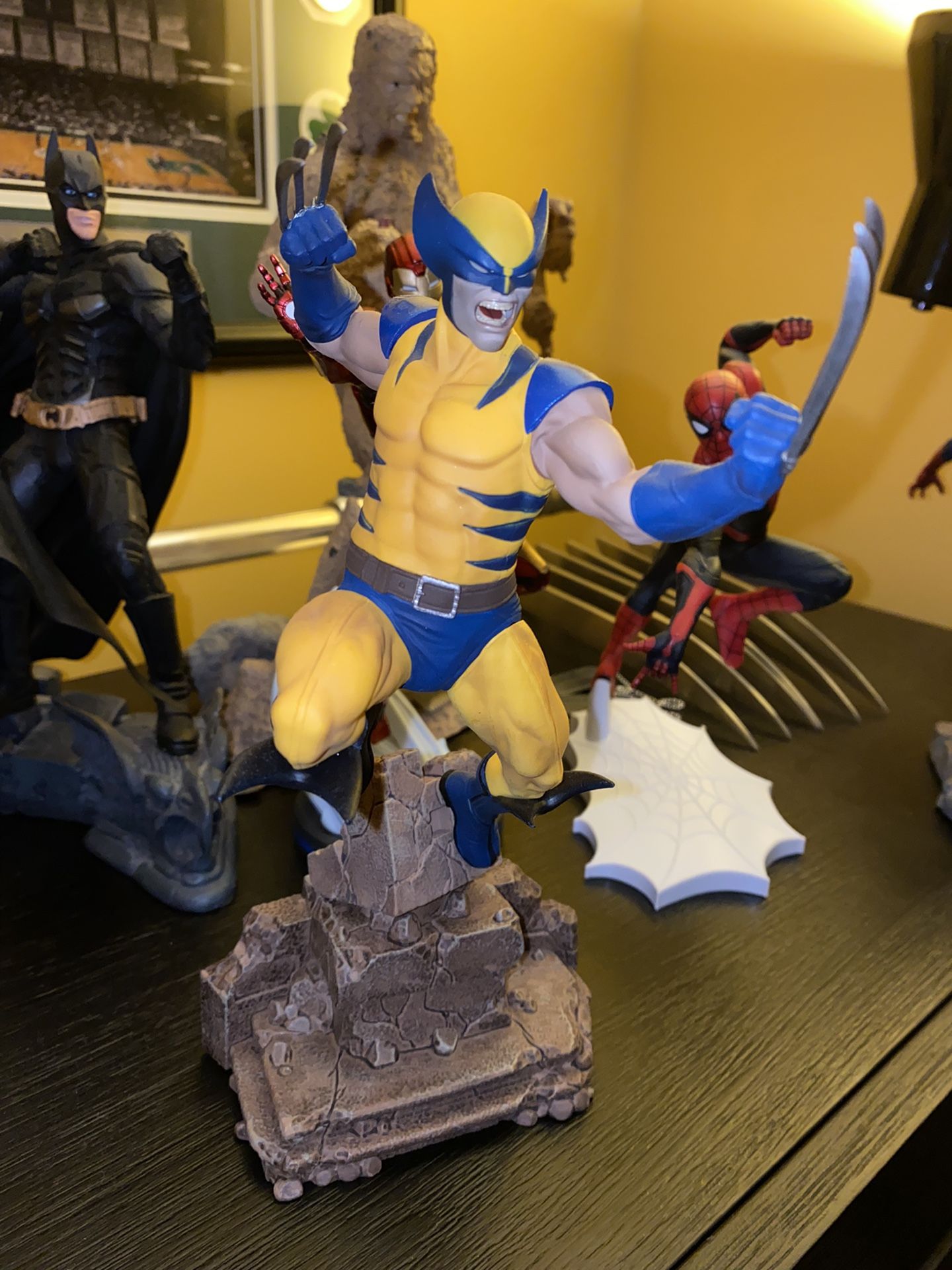Wolverine Future Fight Statue