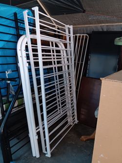 Twin over twin bunkbeds new mattresses
