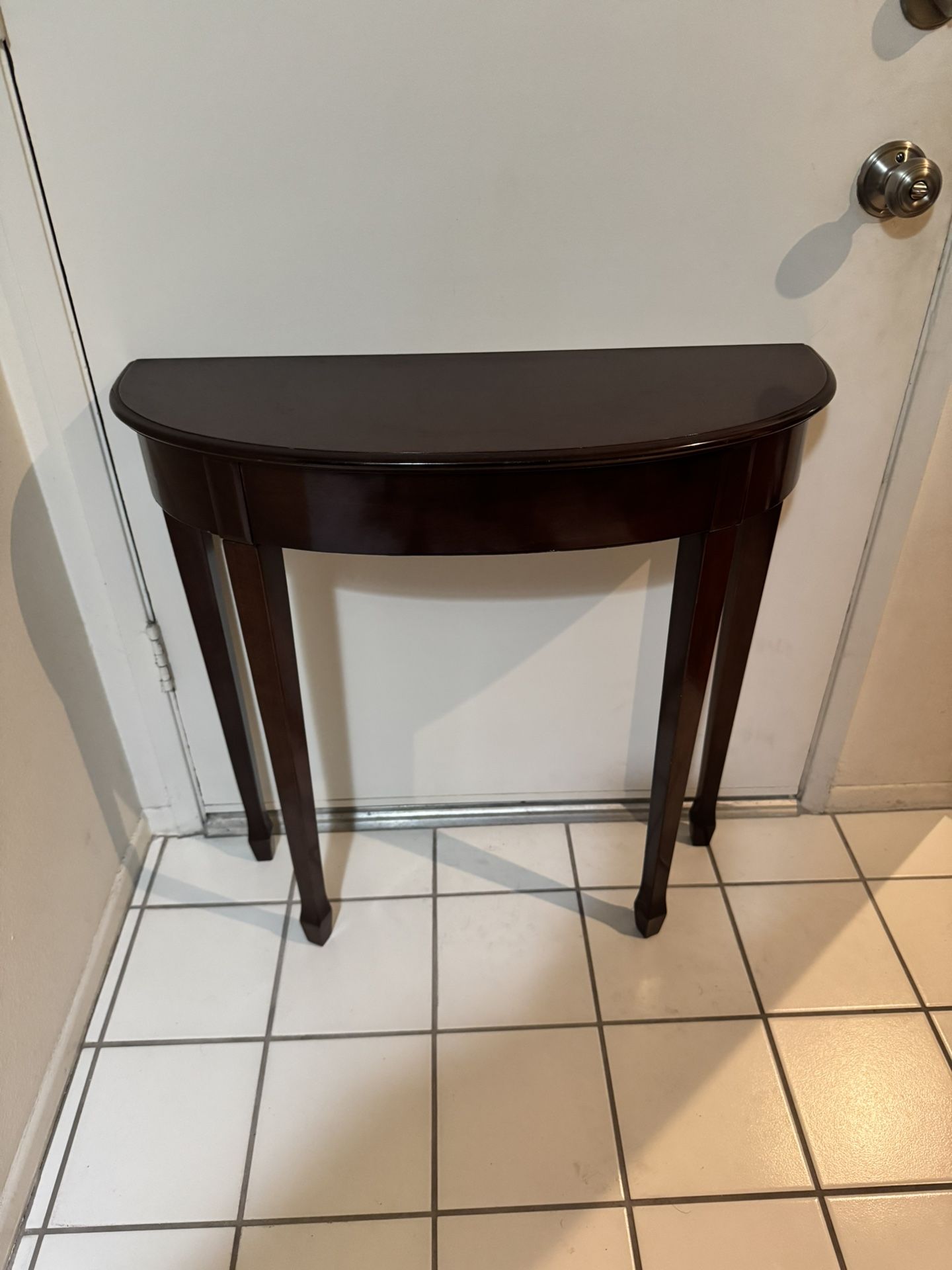 Vintage The Bombay Company Half Moon demi-lune console Table 29” Tall Mahogany Finish 