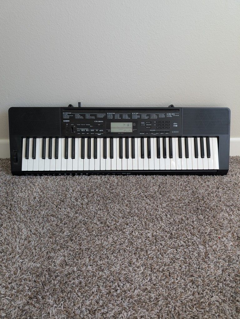 Casio CTK-3500 61-Key Touch Sensitive Portable Piano Keyboard with Power Supply (Slightly Used)