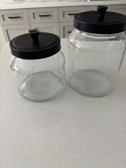 2 GLASS STORAGE CONTAINER