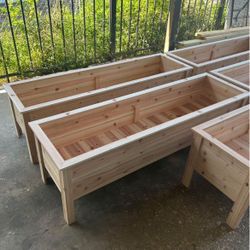 Cedar Planters (Made To Order)