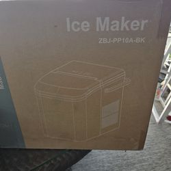 Ice Maker counter top BRAND NEW in Box