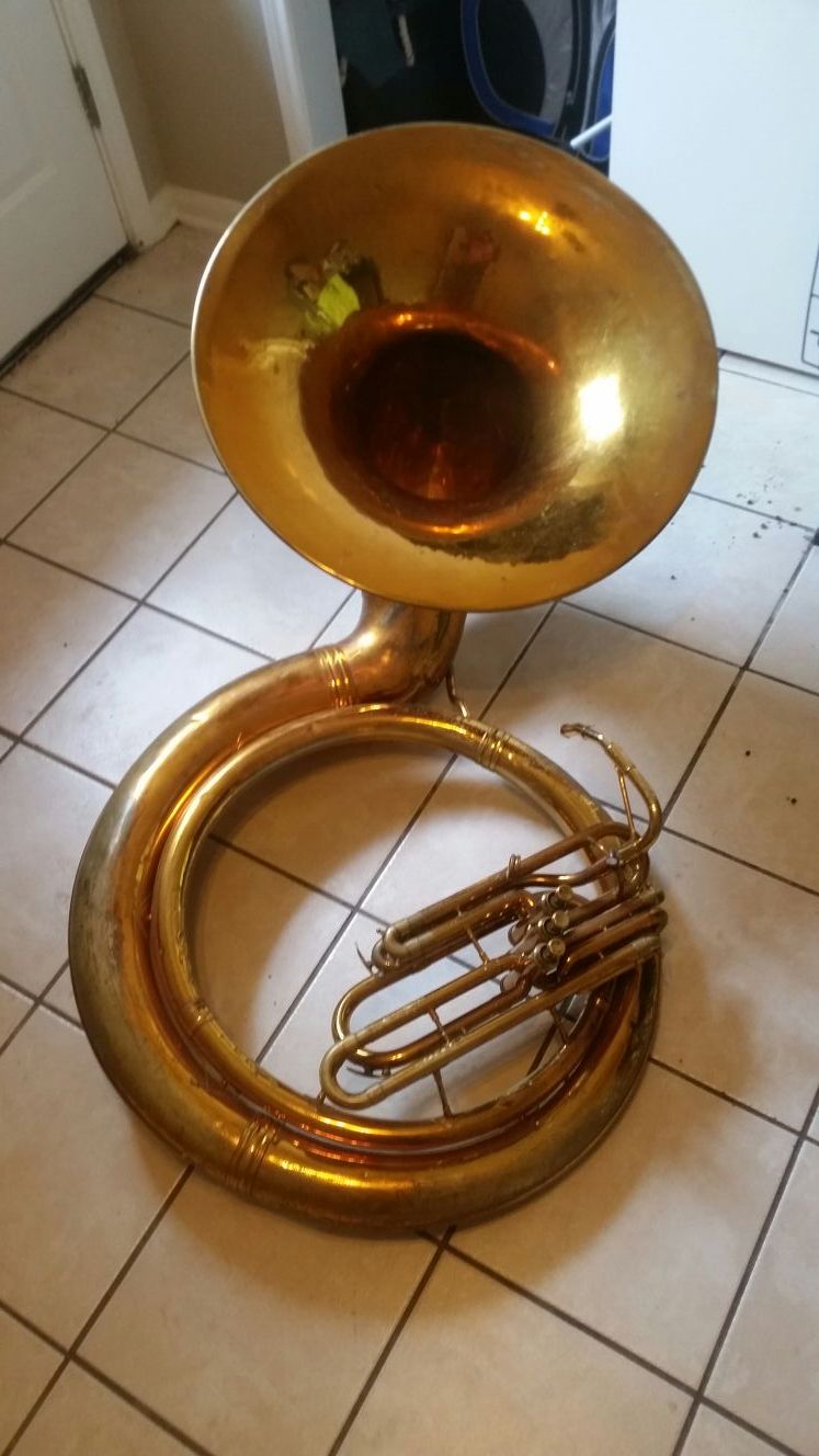 Sousaphone King 2350 for Sale in Houston TX OfferUp