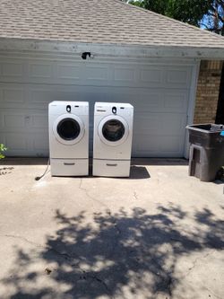 SAMSUNG WASHER/DRYER SET WITH PEDESTAL
