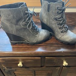 Sorel Joan Uptown Lace/Quarry Size 7.5