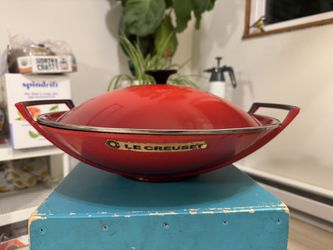 Le Creuset Wok