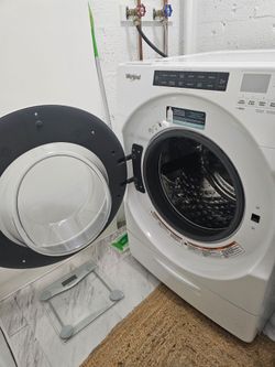 Whirlpool Washer 4.5 cu-ft Front Loader