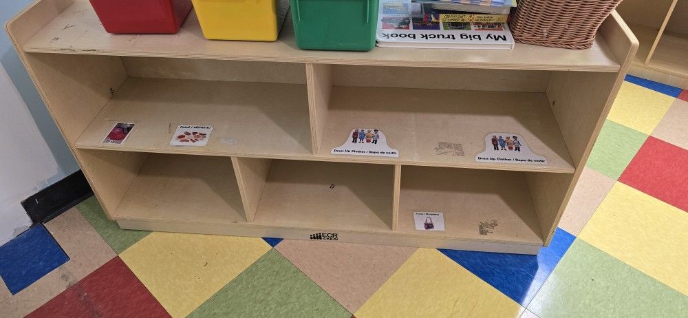 Daycare Shelf 48x23