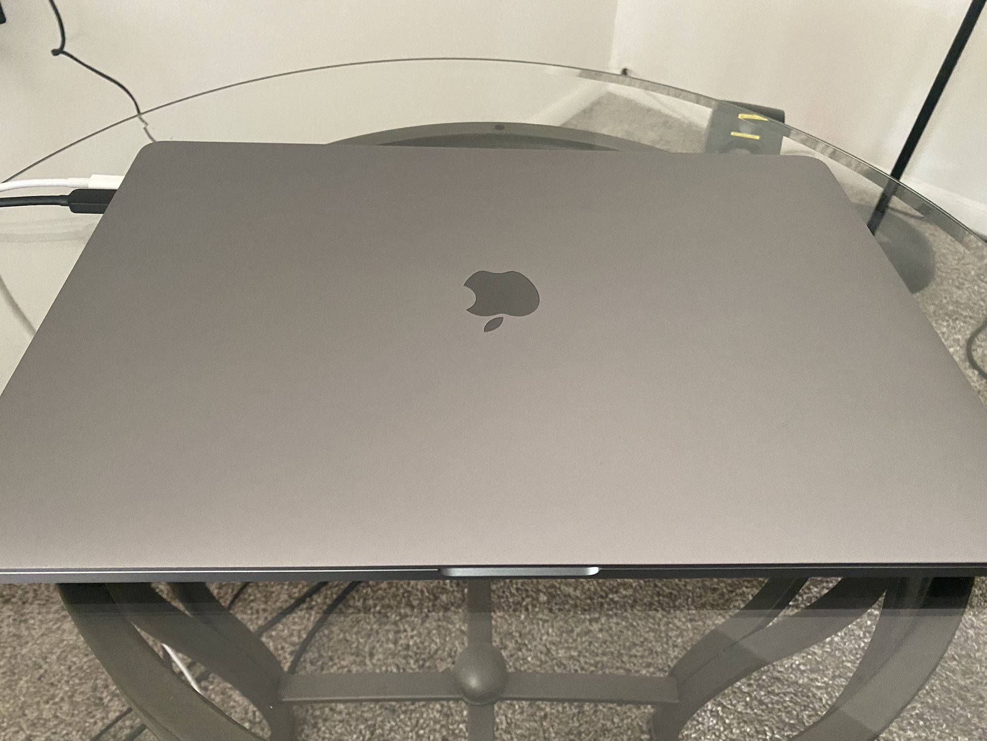 Apple MacBook Pro 2019 16 inch