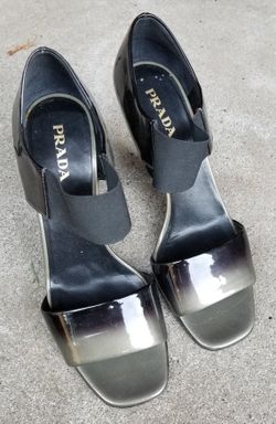 Women's Prada heels Sz 8.5