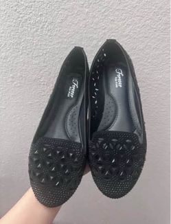 Women’s shoes