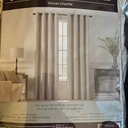 One Grommet Panel Chantal, Cortina 84in Length