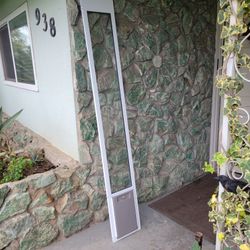 Dog Door For Sliding Door. For Small To Med Dog. Excellent Condition. Complete. 