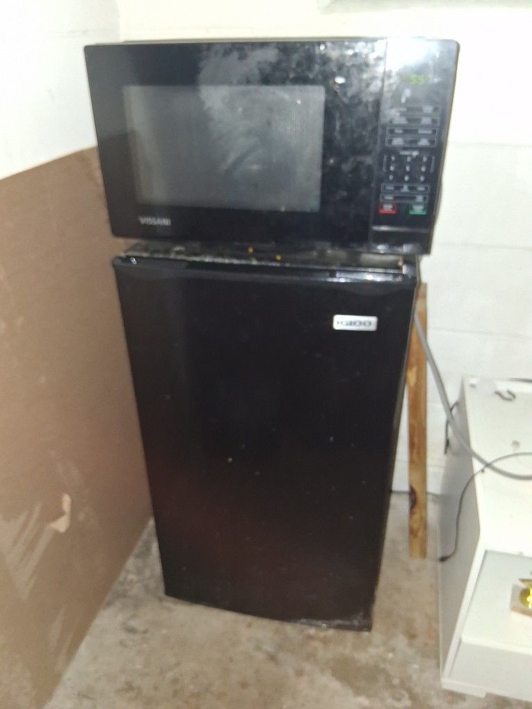 Mini Fridge And Microwave