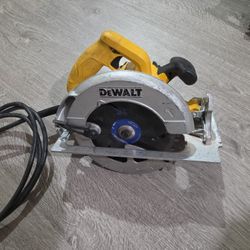 Dewalt 7 1/4 Circular Saw