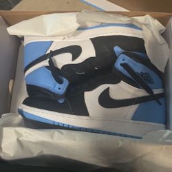 Jordan 1 Unc