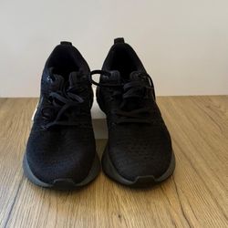 Women’s Shoes