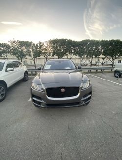 2018 Jaguar F-Pace