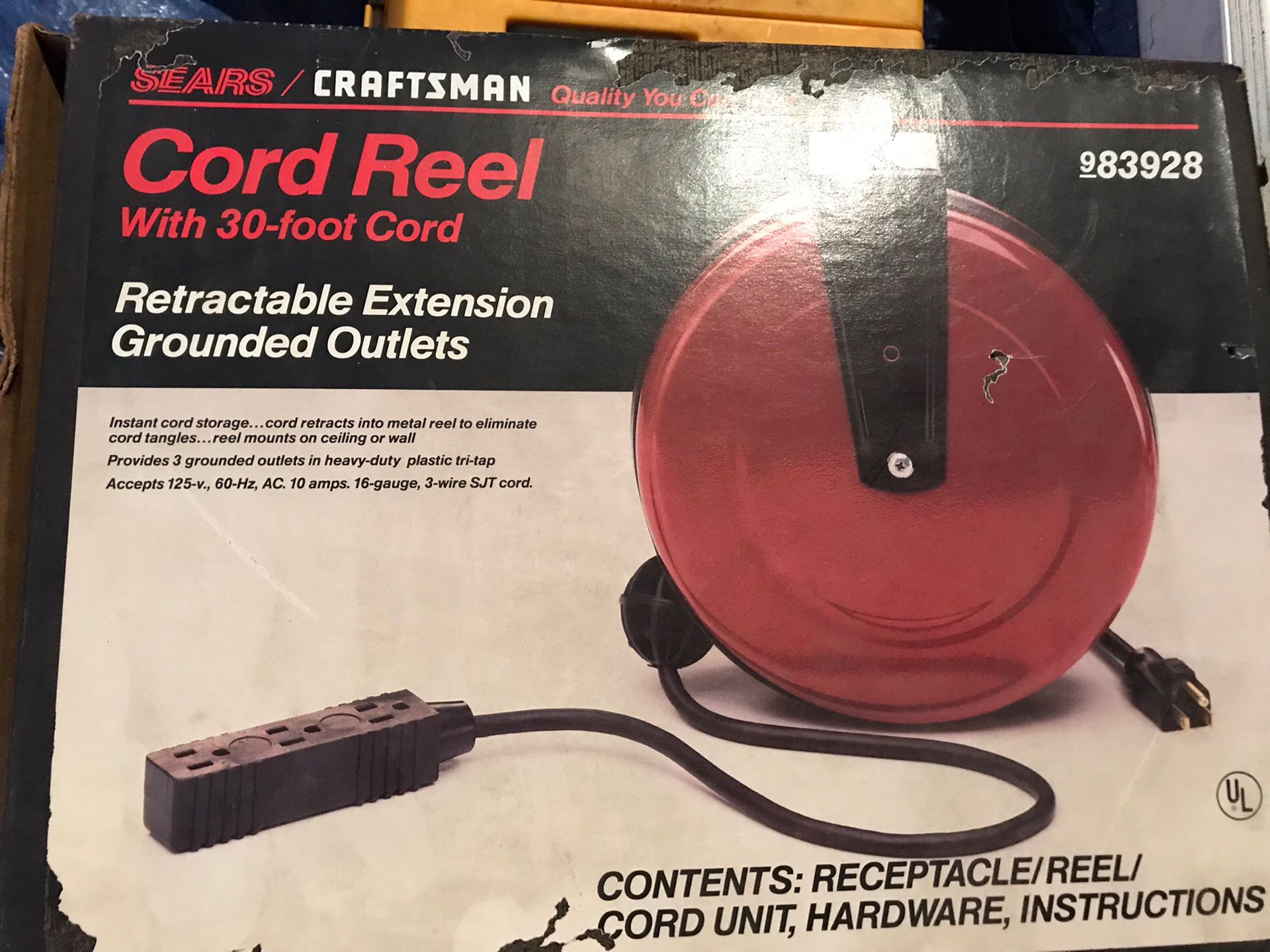 Sears /Craftsman Cord Reel W/30 Feet Chord New Original Box And Manual #83928  110V 10amps for Sale in Roselle, IL - OfferUp