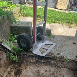 Mag liner to wheel Dolly.