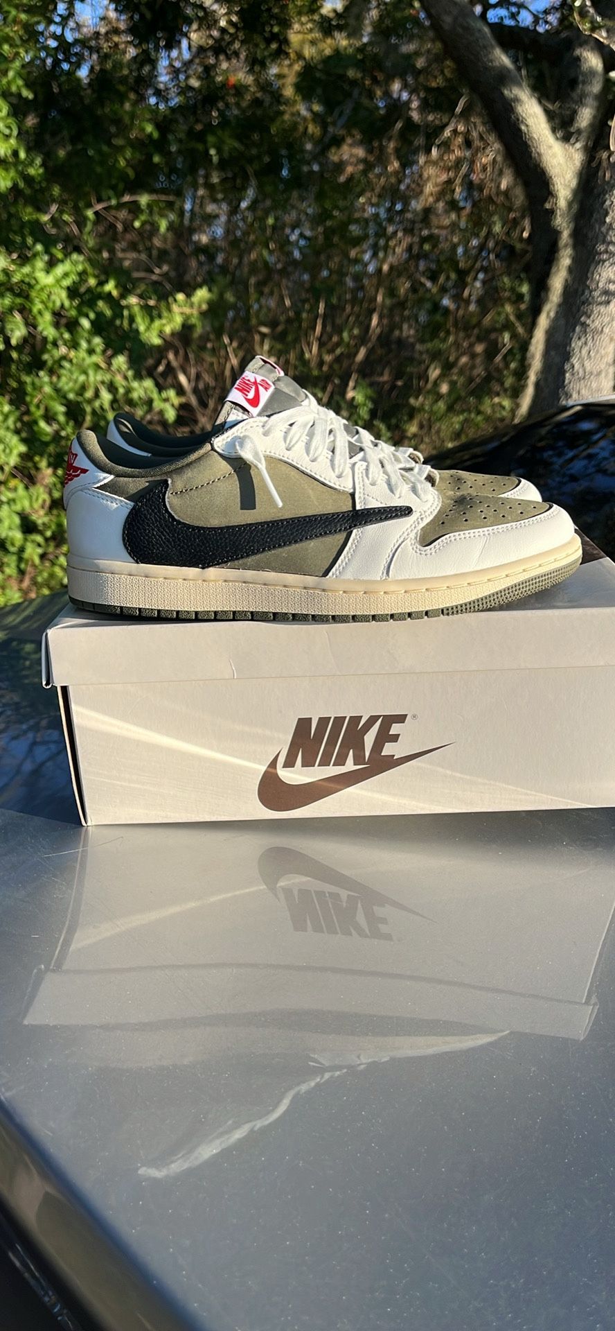 Travis Scott Jordan 1 Low Medium Olive Size 7.5 VNDS